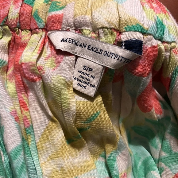 AE crop top and skirt - Picture 2 of 5